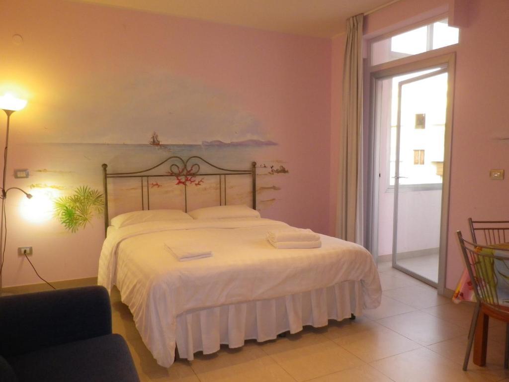 Elisart Guest House Alghero Chambre photo