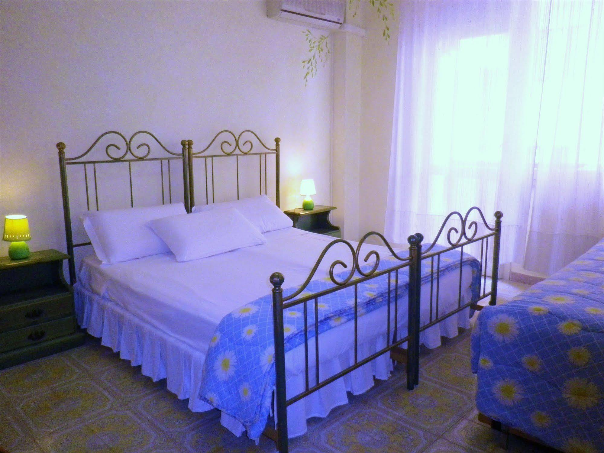 Elisart Guest House Alghero Extérieur photo