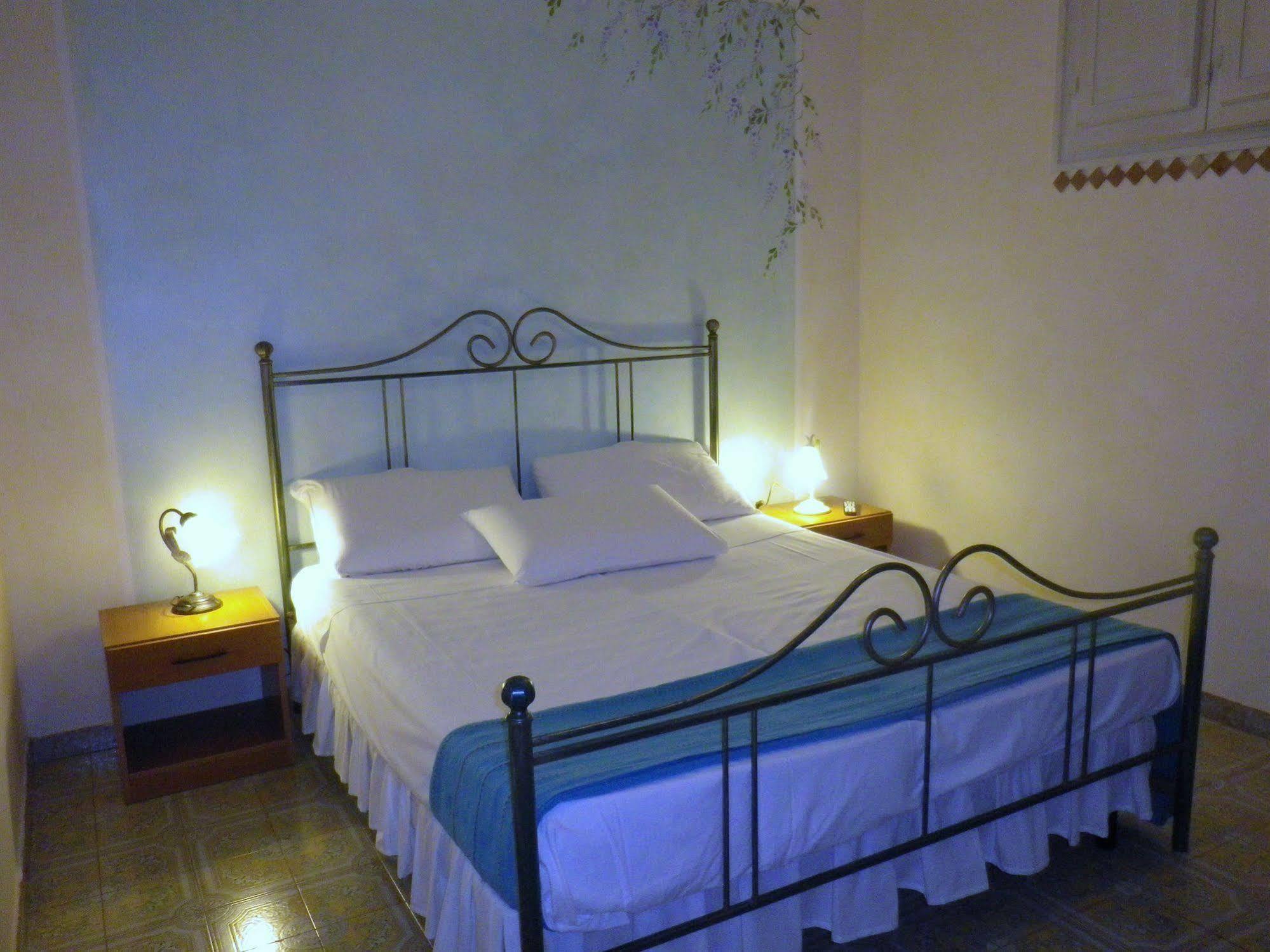 Elisart Guest House Alghero Extérieur photo